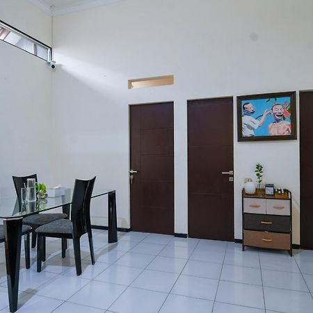 Dhome By Riana Wendit Kültér fotó
